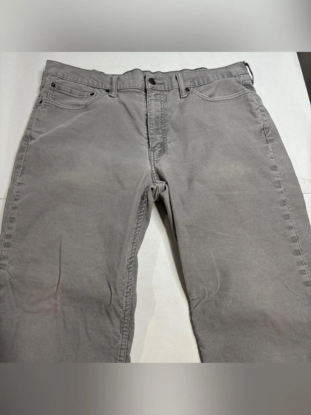 Levi's 514 Corduroy Pants Mens 38x32 Gray Slim Straight 5 Pocket Jeans